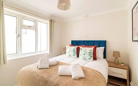 Incredible Sea View 2 Bedroom Beach Apartment