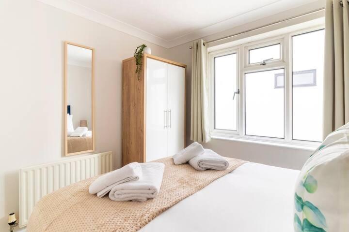 Incredible Sea View 2 Bedroom Beach Apartment Bournemouth Exterior foto