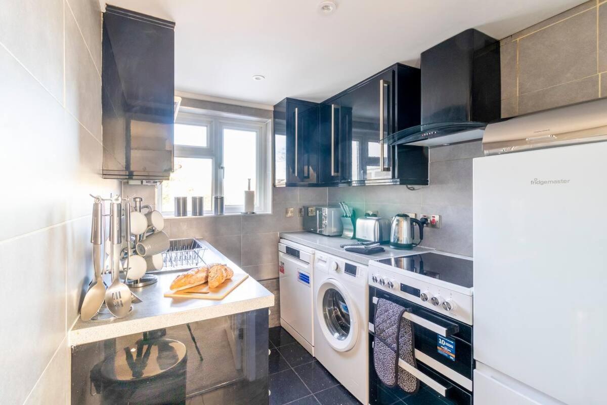 Incredible Sea View 2 Bedroom Beach Apartment Bournemouth Exterior foto